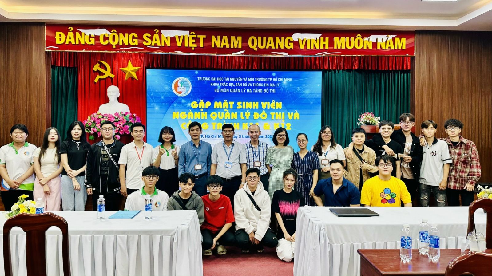 Gặp mặt sinh viên ngành Quản lý đô thị & Công trình K11 & K12